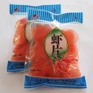 Fry in the boiling vegetable oil fried snacks customized shrimp crackers