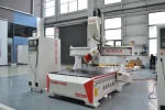High efficiency 4 Axis 1325 CNC Milling Machine with Oscillating Head for Wood Surface Material Manufacturing and Machining