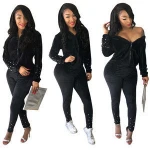 High quality Velvet fabric long sleeve hooded sweatshirt and sweatpants women tracksuit sportswear