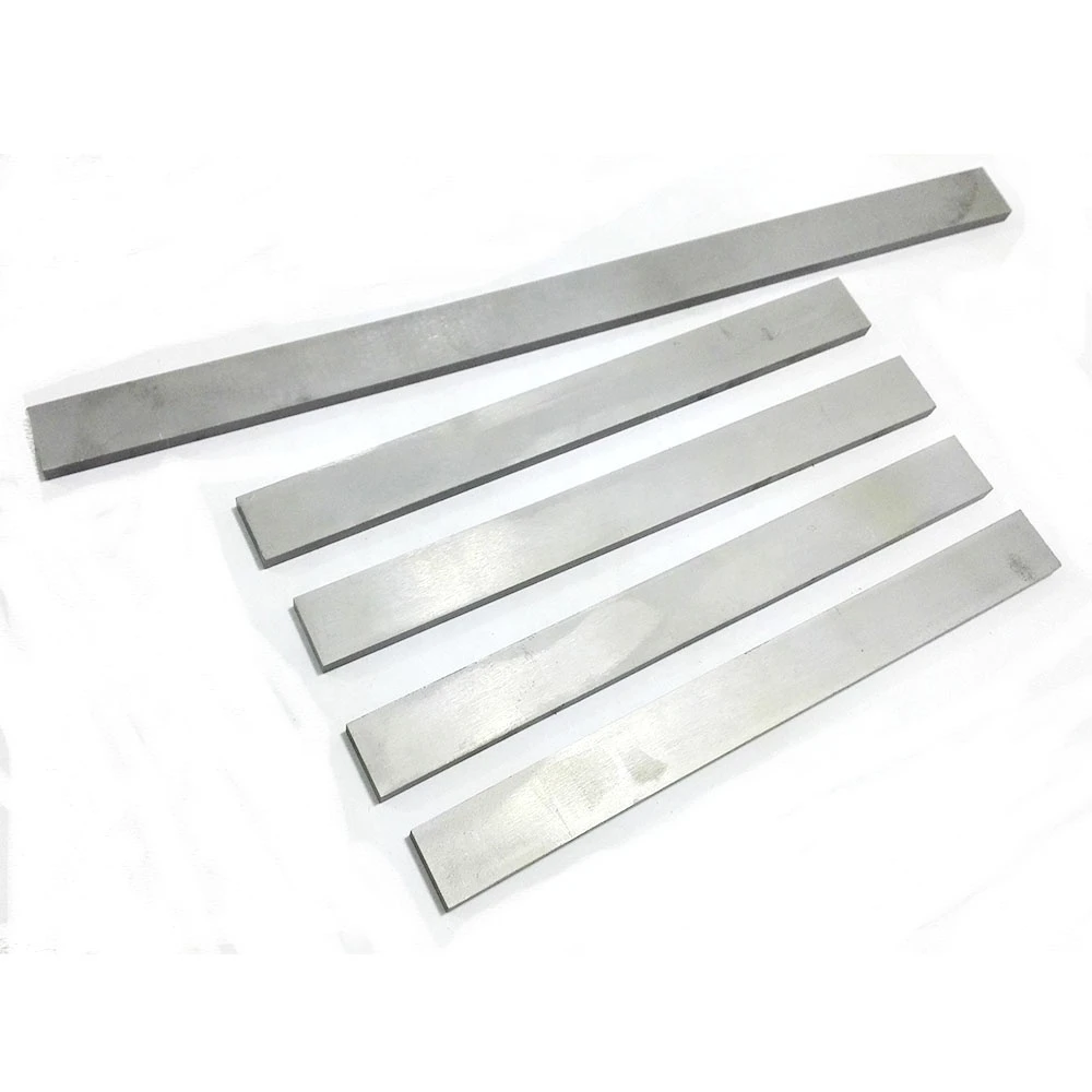 Non magnetic high wear resistance tungsten carbide bars for metalceramic liners