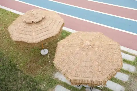 outdoor straw commercial large cool sun cafe furniture set commercial thatch beach umbrella for restaurants furniture parasol