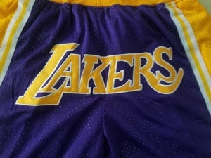 Retro basketball shorts fashion style basketball shorts high quality material basket ball team shorts GP2022163BK