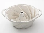 spiral shaped round cake pan maker  bundt cake pancake pan  bundt cake pan