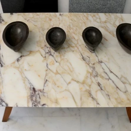 Turkish Calacatta Marble /  Table