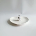White heart shape wholesale Wedding Ceramic Ring Dish Elegant Trinket Tray Jewelry Holder with pineapple figurine