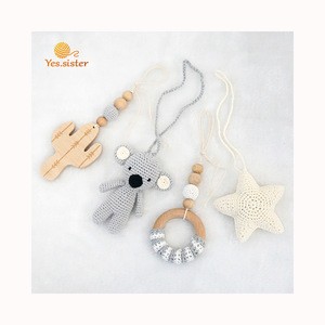 Wholesale Factory handmade Smooth Wooden Baby Hanging Toy