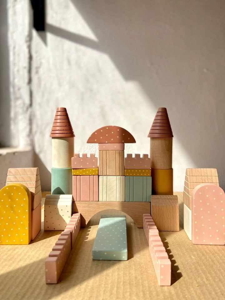 Buy Mini Castle Blocks – 24 Pieces from Little lifters, India ...