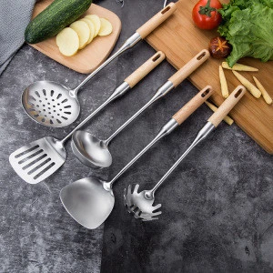 5 pieces stainless steel wooden handle kitchen tools wooden handle ladle spatula spoon strainer cooking utensils