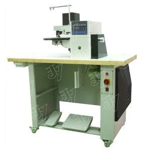 Automatic speed change cementing and folding machine
