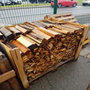 Buy Direct Oak Firewood / Woodlogs Cleaved