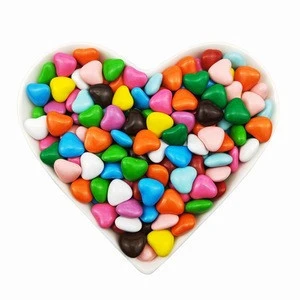 China Manufacturer Halal Candy Colorful Heart Chocolate Bean Heart Shape Chocolate Button