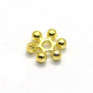 China yiwu factory gold 7mm Metal alloy flat metal hole spacer beads