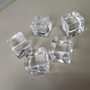 Customized ice cube tokens for board games
