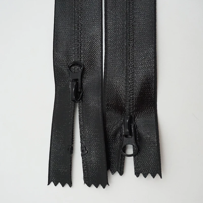 High Quality   3# 5# Bag Cloth Shoes Nylon Waterproof Zipper Roll