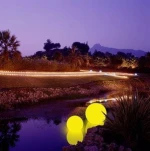 led PE plastic garden led light green yellow red waterproof balls
