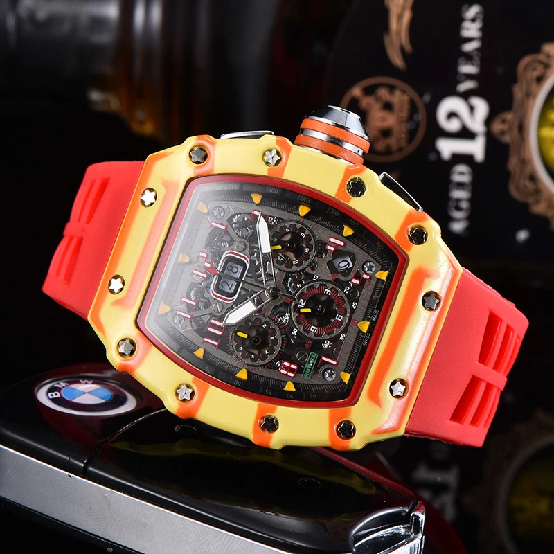 Men&#x27;s quartz watch fashion stopwatch chronograph sports watch luxury  watch clock