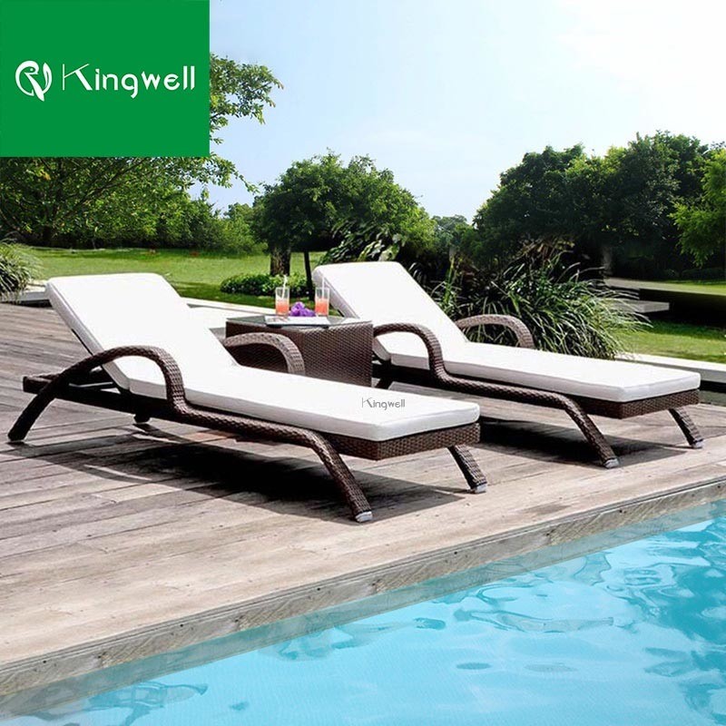 Modern Chaise Lounge Swimming Pool Chairs Beach Padded Rattan Sun Lounger for Outdoor