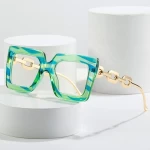 Wholesale Chain Legs Eyewear Fashion Rivet Square Anti Blue Light Blocking Glasses transparent square glass certificate frame