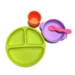 Wholesale silicone baby feeding set feed baby food supplies include baby bib suction bowl spoon and plate