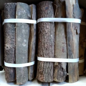 High quality DRIED FIREWOOD - Oak/ Ash/ Spruce/ Beech/ Birch wood for Burning