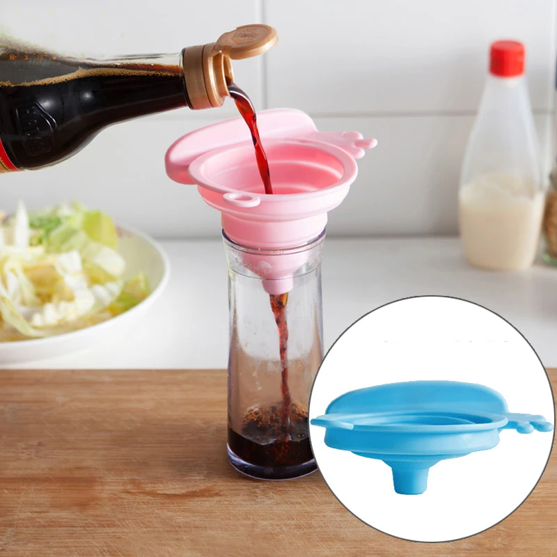2020 Hot Selling Foldable Kitchen Accessories Colorful Gel Foldable Funnel Popular Cooking Tools Silicone Rubber Mini Funnel