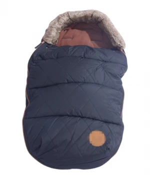2021Amazon  Waterproof  Winter Outdoor Baby nest footmuff Kids Zipper Swaddle baby sleeping bag rock sleeper