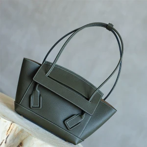 Custom made luxury genuine leather shoulder handbag for ladies
