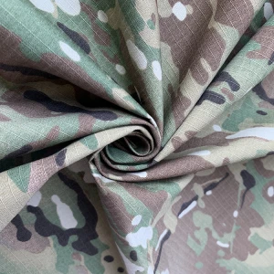 Factory made 65% polyester 35% cotton printed textile woven camouflage military uniform fabric