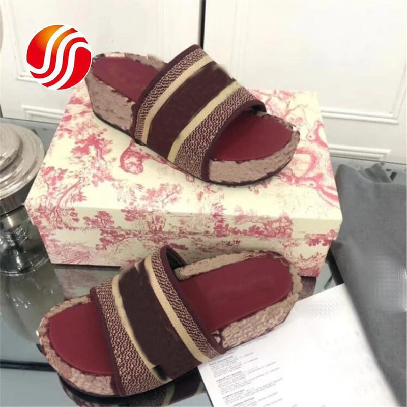 INS Fashion Full Letter Lady Outdoor Indoor Luxury Non Slip Brand Platform Slippers Shoes 5 Colors sandals