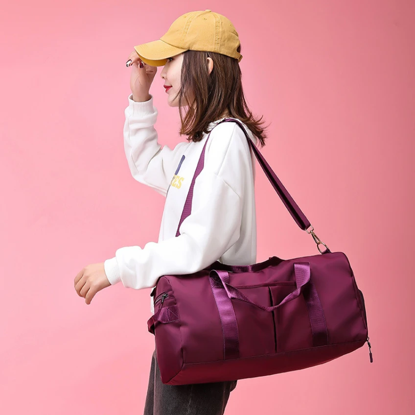 Portable Travel Accessoires 2020 Women Pink Overnight Bag Custom Logo Travel Sports Gym Bag Ladies Shopping Cute Duffel Bag