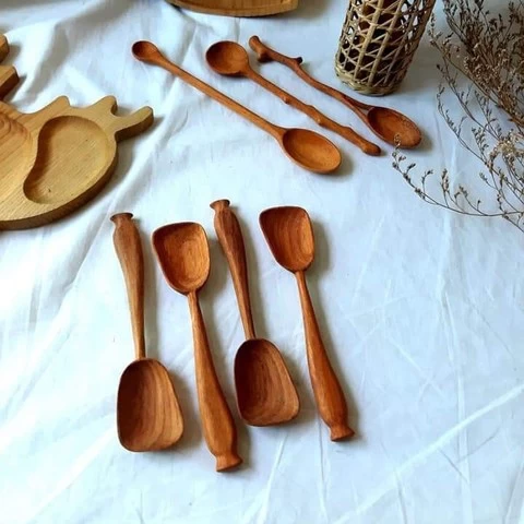 Wholesale Brown Wooden Spoon Bay 100% Natural Feaure Serving Scoops