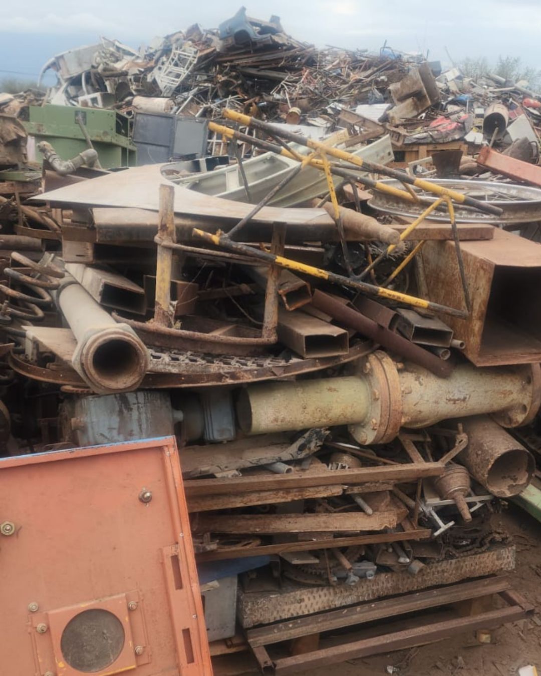 Buy Heavy Ferrous Scrap – Compacted Cubes Or Dimensioned Pieces (up To ...