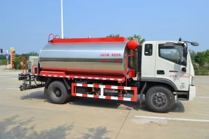 Foton asphalt distributor truck 9 CBM tanker for road construction