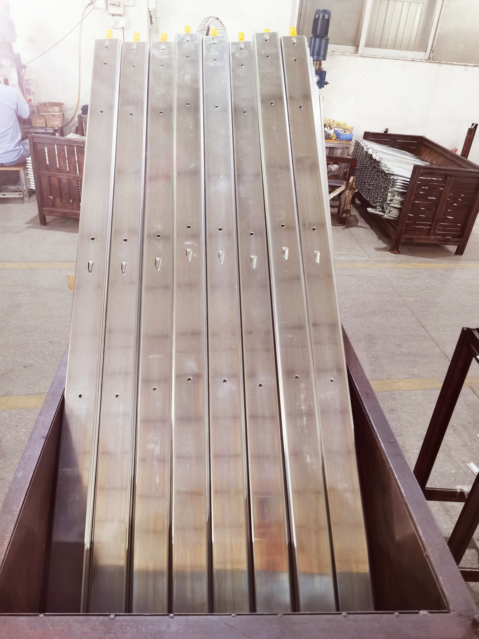 Buy 1500mm Length 76mm Width Heavy Duty Drawer Slide 3 Fold Full ...