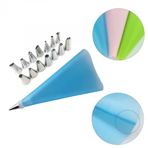 16PCS/set Silicone Icing Piping Cream Pastry Bag 14 Stainless Steel Cake Nozzle DIY Cake Decorating Tips Fondant Pastry Tools