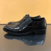 2021 fashion  On Business Formal Dress Shoes Men Leather Shoes Shiny leather shoes Rubber wear-resistant combination bottom