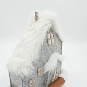 2021 Hot Sale Product Winter Indoor Christmas Felt Ornament House Decoration Home With Plush Roof