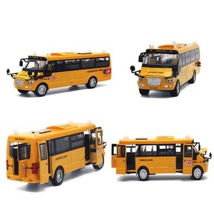 9" Yellow Pull Back School Bus Alloy Diecast Toy Vehicles with Lights Sounds and Openable Doors