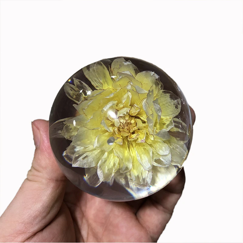 clear acrylic ball souvenir with flower inside ball