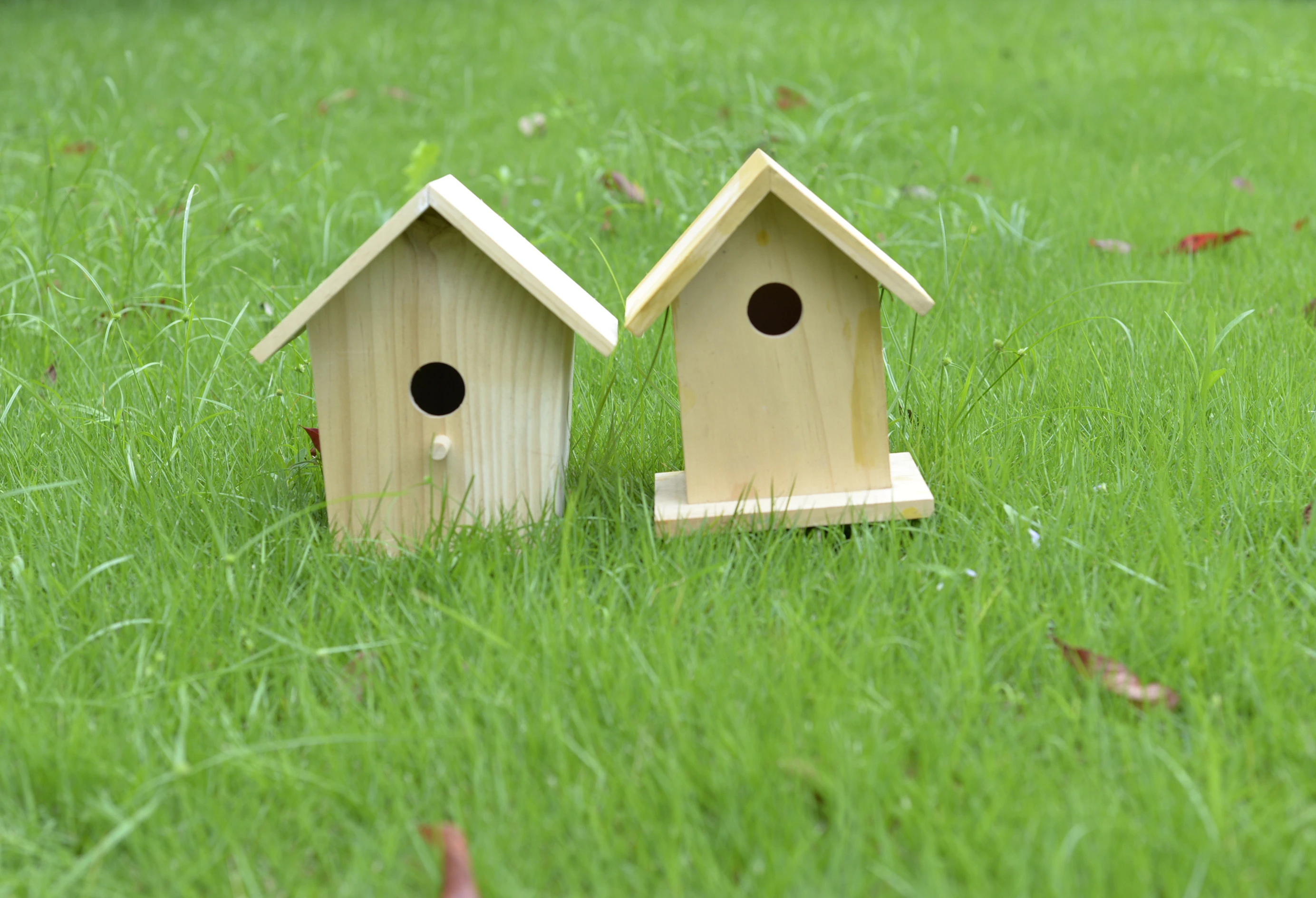Factory customized DIY birds nest indoor and outdoor birdhouse handmade wooden solid wood bird nest pastoral style