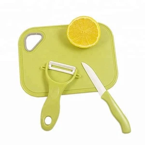 Hot Sale Promotion Gift 3pcs Fruit Tools Set Anti-Slip Plastic Fruit Cutting Board / Ceramic Knife / Peeler