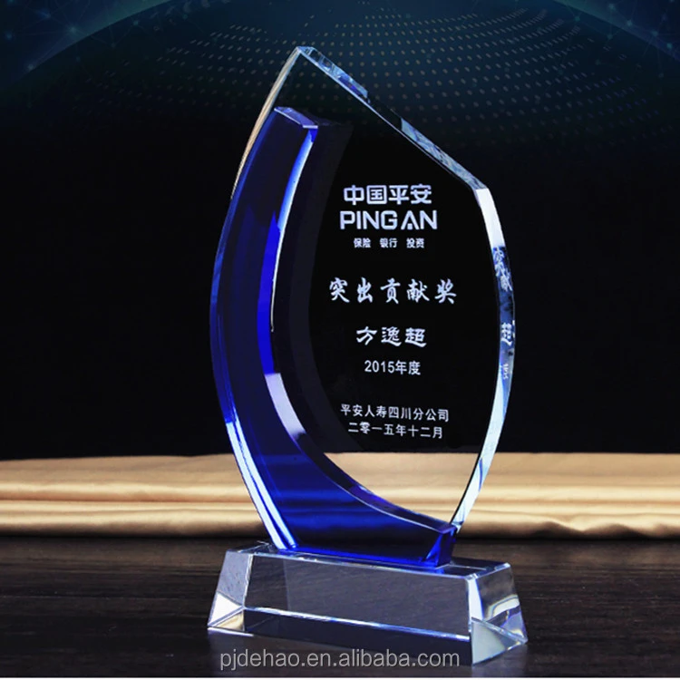 Hottest Cheap Wholesale Crystal Trophy Award