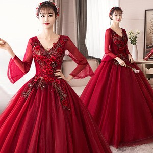Luxury Wine Red Long Flare Sleeve V-Neck Beautiful 3D Flower Appliques Wedding Evening Party Dress