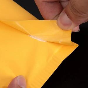 Manufacturer Printed Black Shipping Bag Yellow Kraft Paper Envelope Bag with Air Bubble