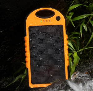 Mobile solar chargers 5000mah with CE/ROSH/FCC, solar charger with flashlight, solar charger for mobile