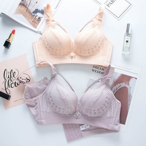 Sexy Solid Lace Front Closure Bra and Panty Ladies Underwear Set - China  Panties and Bra price