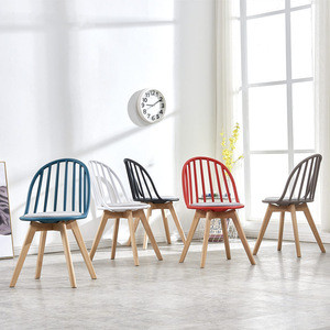 wholesale modern decoration casual high quality plastic restaurant cafe dining chair with wooden legs