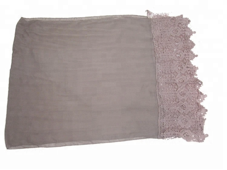 Wholesale women&#x27;s fashion lace scarf and shawl 2016