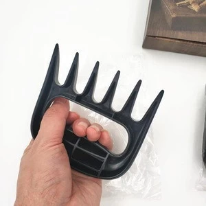 Amazon Hot Sale Heat Resistance Kitchen Gadget Barbecue Accessories Meat Fork Grill Meat Claws Bear Claws