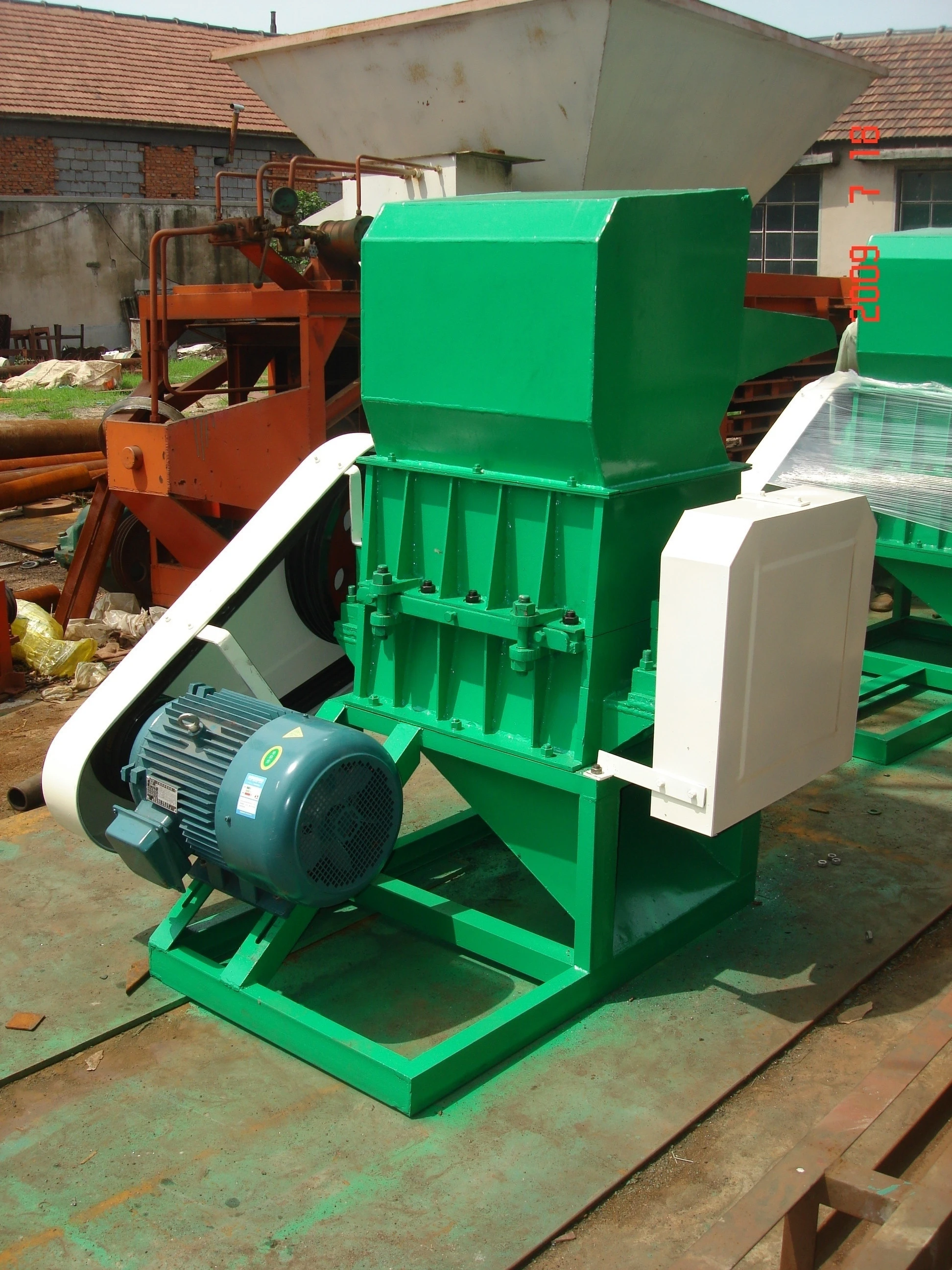 Automatic waste plastic  crushing plastic crusher Plastic Grinding machine